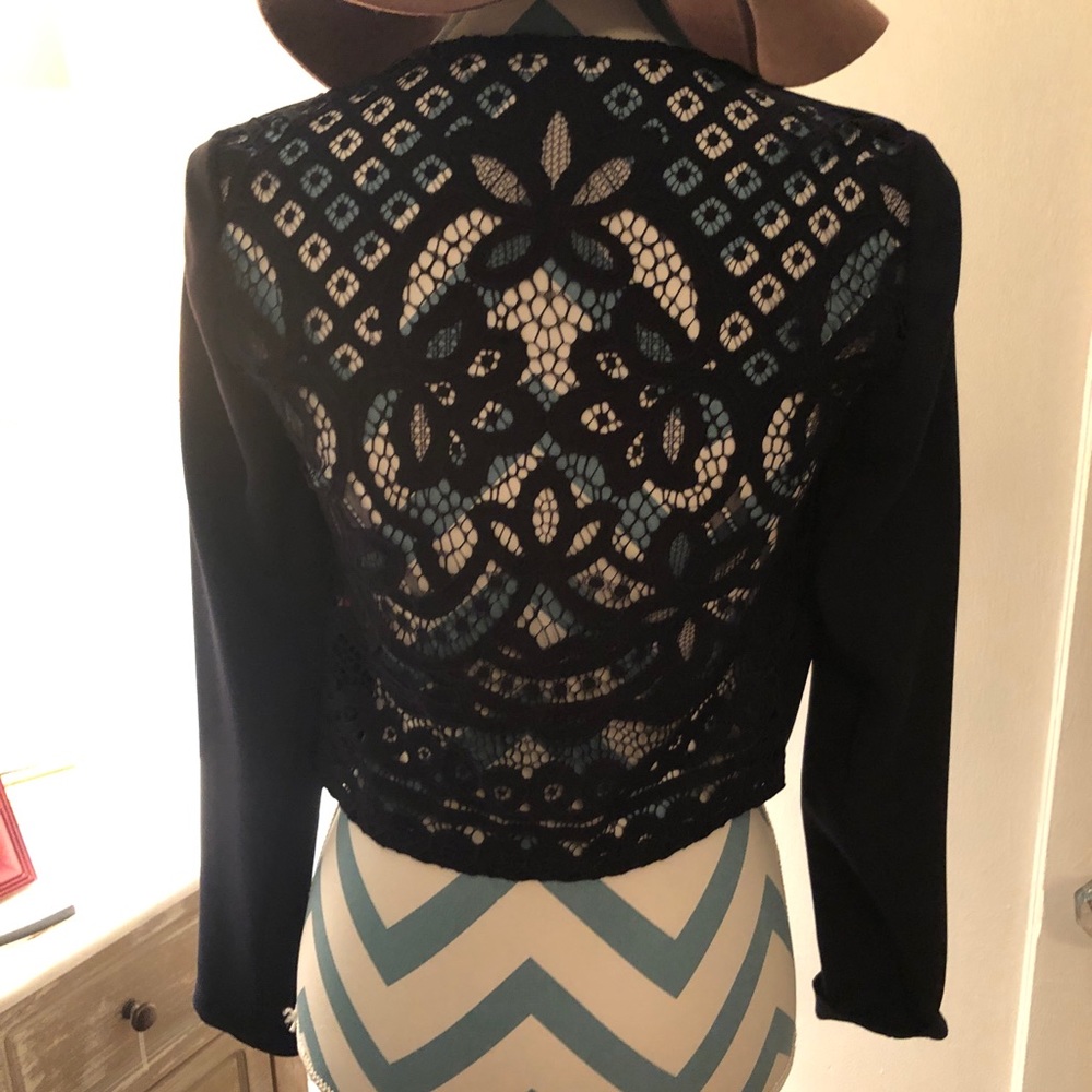 Cropped lace back jacket